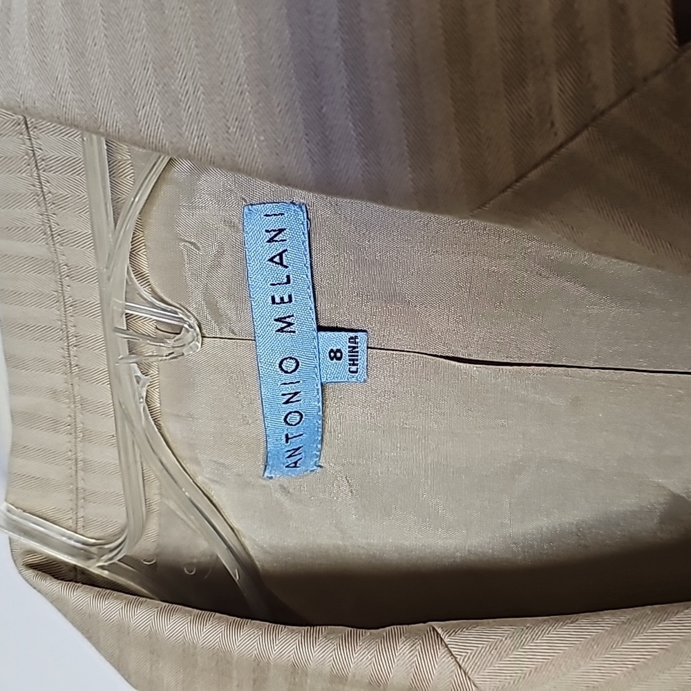 Like New Antonio Melani pinstripe tan 2 pc pants blazer suit set sz 8 - Picture 6 of 10